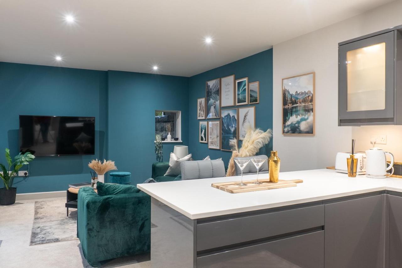 Spring Mount Huge Luxury Full Apartment- Harrogate Centre-Two Extremely Comfy Kingsize Bedrooms-Fully Equipped Modern Kitchen-Cosy Living Room With Huge Tv Zewnętrze zdjęcie